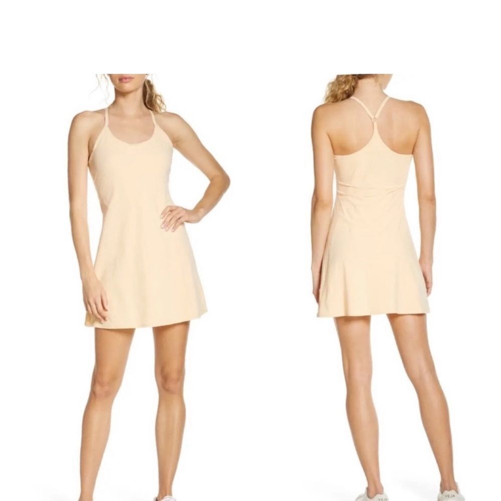 Outdoor Voices Exercise Workout Athletic Dress in Toscana Cream Size Large